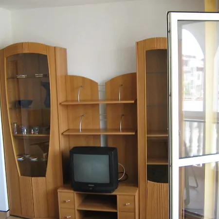 Lägenhetshotell Bravo Slăntjev Brjag